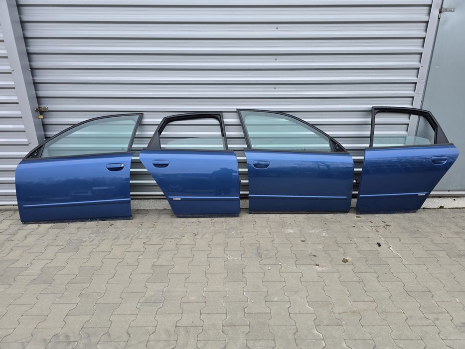 Drzwi audi a4 b6 LZ5C  do założenia bez malowania