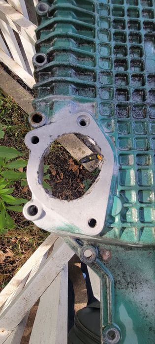 Крышка теплообменника Volvo FH12