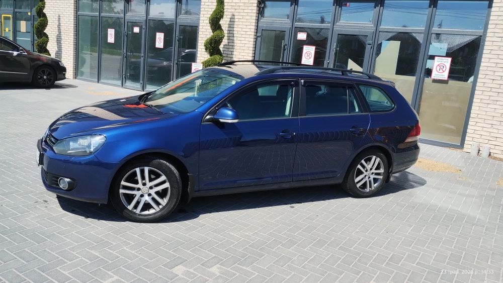 Volkswagen Golf VI