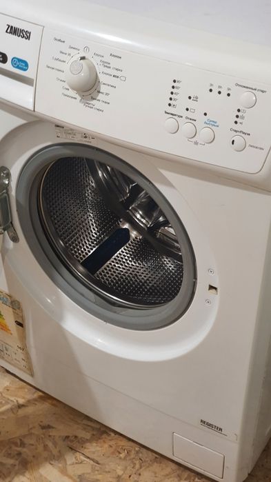 Стиральная машина Zanussi
