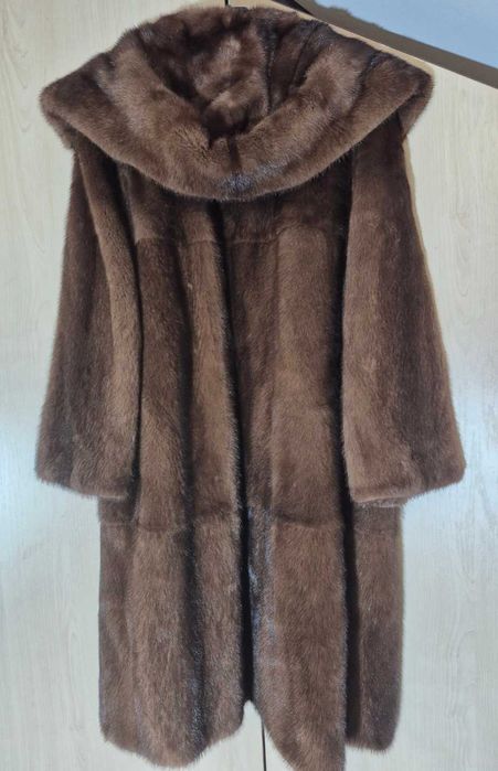 Норкова шуба в кольорі сообль