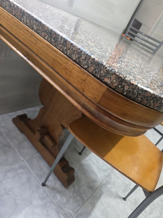 Mesa jantar  e 3 cadeiras