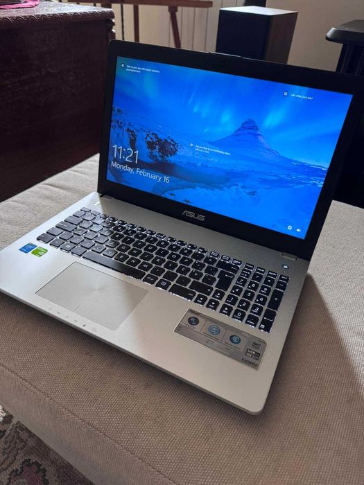 Portátil ASUS N56J (i7 4gen, Gráfica Dedicada, Teclado Iluminado)