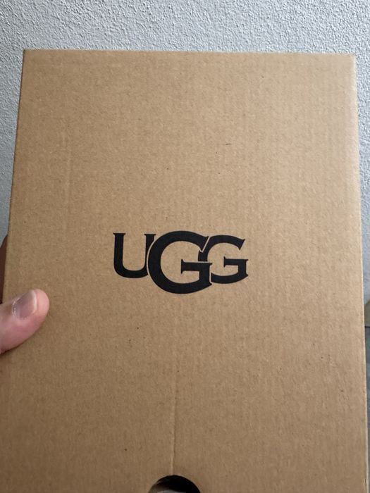 Botas UGG Classic Mini Mirror Ball-Tam 27,5, em excelente estado
