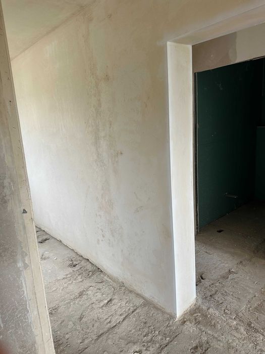 Tynki maszynowe gipsowe, cementowo-wapienne