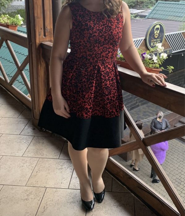 коктейльна сукня