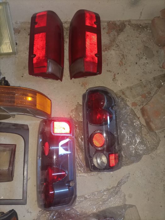 Ford Bronco Ford f 150 Ford E350Фари поворотники задні фонарі стопи