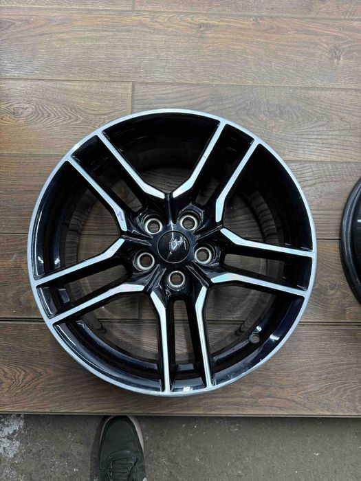 Розпаровка: три оригінальні диски 18 5.114.3 Ford Mustang 2018-2023!G-Felgen
