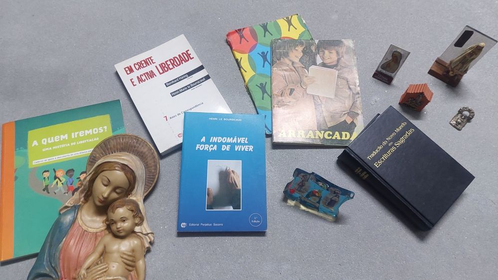 Pack 6 artigos + 6 Livros Religiosos