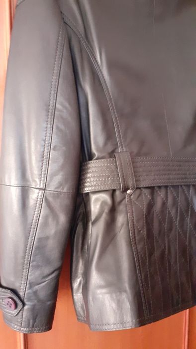 Casaco para senhora em pele genuina