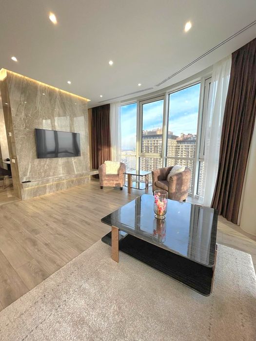 Апартаменты, 22 эт  Вид на Днепр. Панорамные окна в пол. Смарт плаза