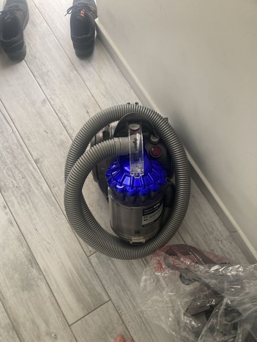 Aspirador Dysan dc22
