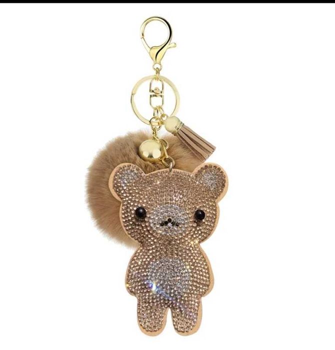 Porta chaves de ursinho e pompom