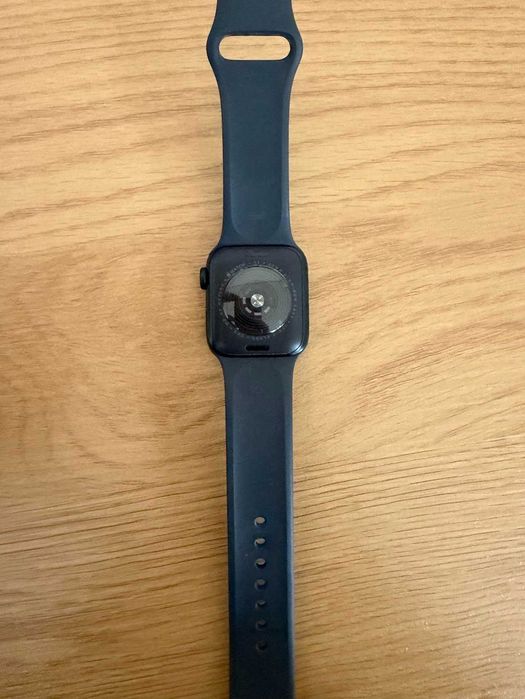Apple Watch SE de 2ª geração (tamanho 40mm)