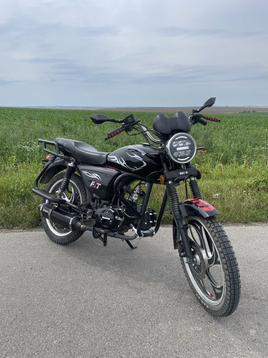 Mustang fit 125 в гарному стані