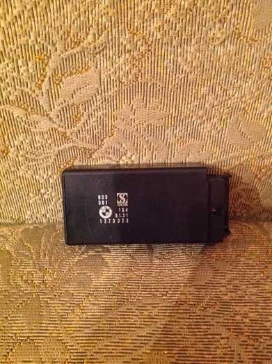 E23 Е24 E28 E30 Блок управления центрального замка BMW 6131137332