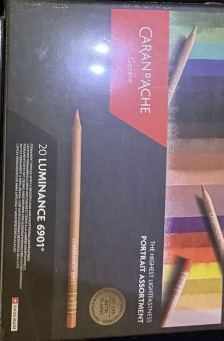 Карандаши цветные Caran d'Ache Luminance 6901 20,40 цв