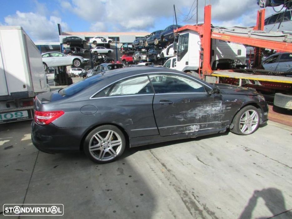 Peças Mercedes Class E Coupé C207 CDI 2.2