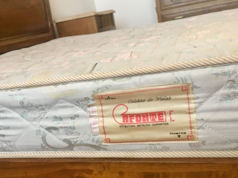 Mobilia de Quarto - Completo - Cama Casal