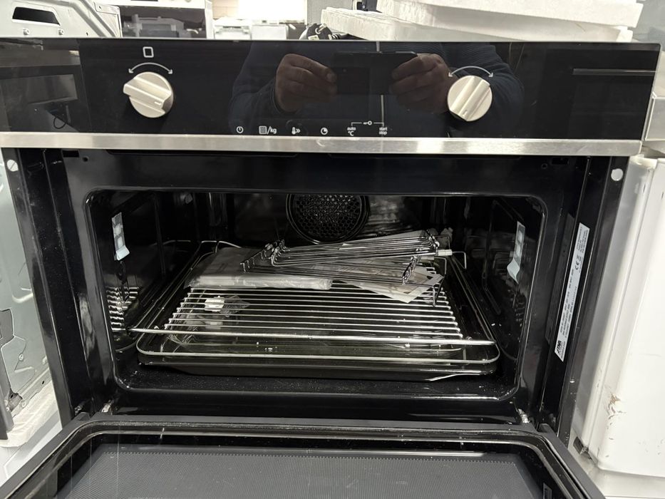 Духовка -микроволновка, мікрохвильова піч + духовка ETNA  ( А021004 )