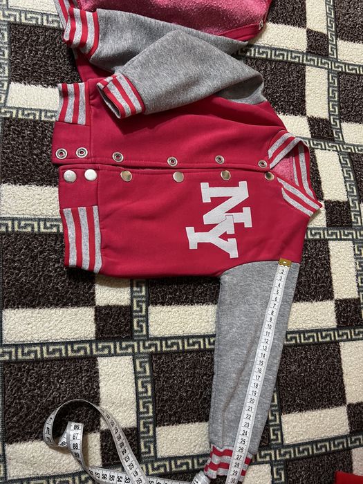 Теплі речі на дівчинку