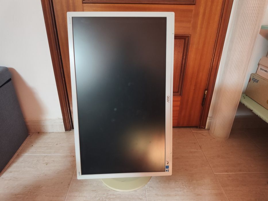 Monitor AOC Profissional 24 Polegadas