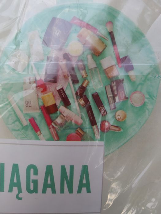 Ściągana kosmetyczka