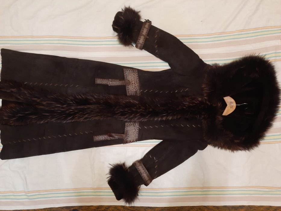 Дублянка натуральна, Італія, р.S, (довге зимове тепле  пальто)