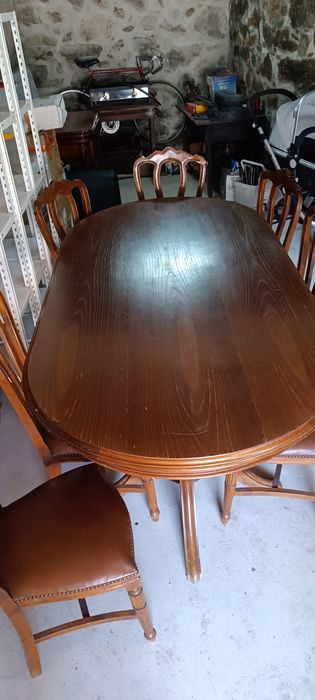 Mesa com cadeiras madeira maciça