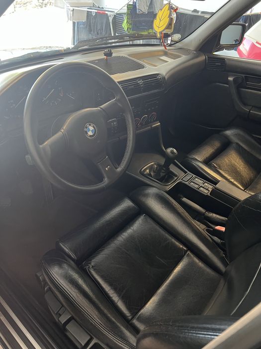 Bmw e34 de 1992 520i certificada museu do caramulo