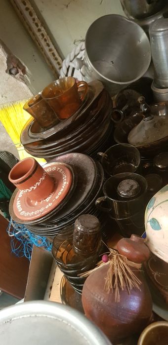Várias loiças antigas