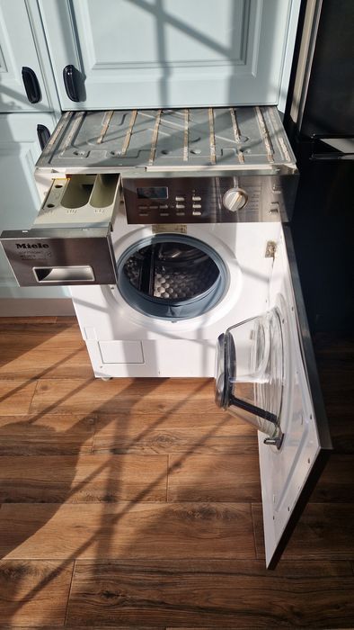 Miele Softtronic WT 2679 - Lavar/secar Roupa - Avariada
