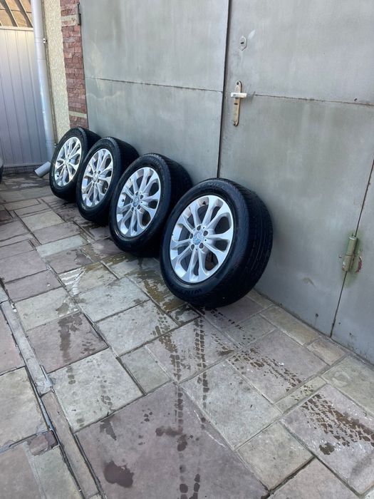 Диски з шинами Mersedes r17 215/60