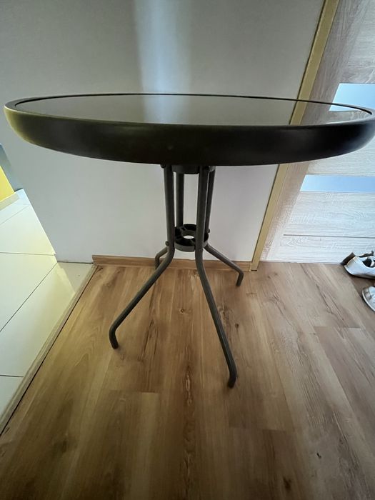 Stolik na balkon ogród