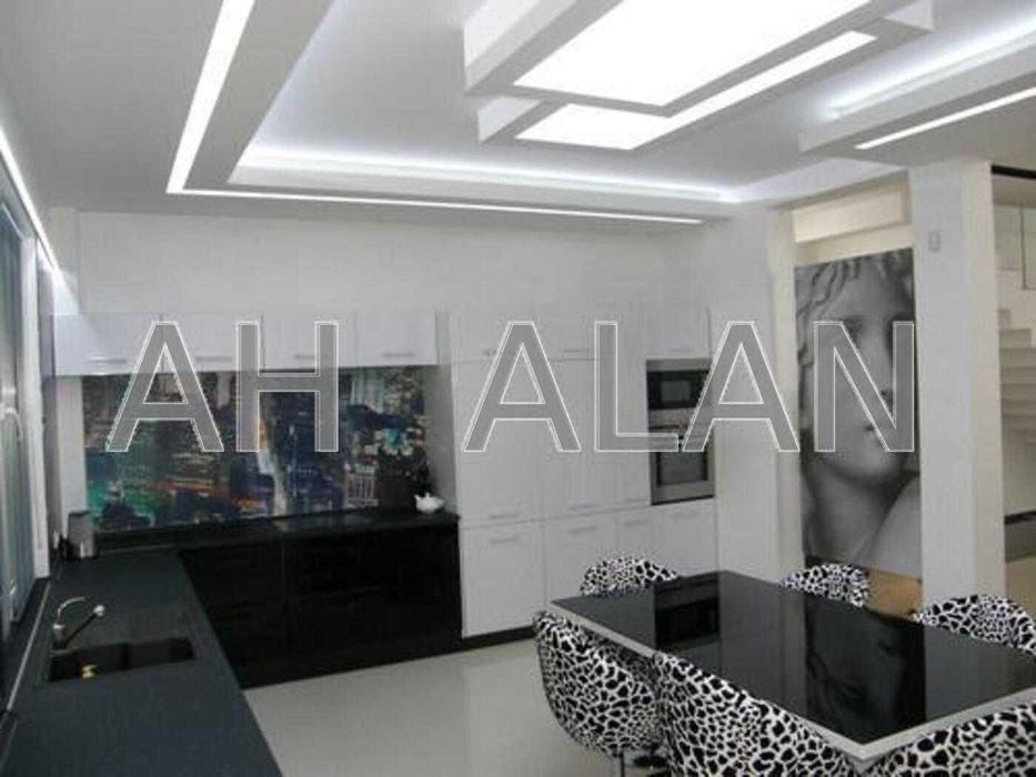 Продаж будинку 289 м2 на вул. Маршала – Гречка, Київ