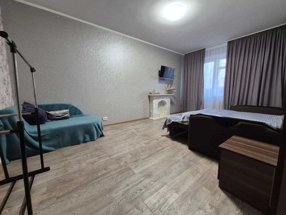 Здам подобово 1 кім. квартиру в Чугуєві !