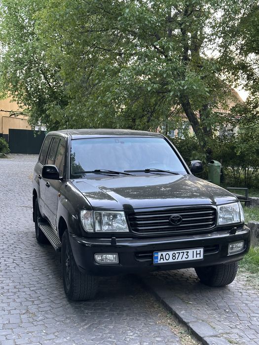 Toyota Land Cruiser 100 4.7 V8