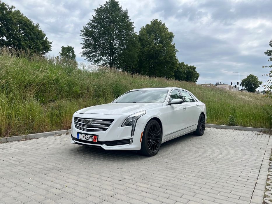 Cadillac CT6 4x4 tylna oś skrętna magnetyczne zawieszenie Faktura full