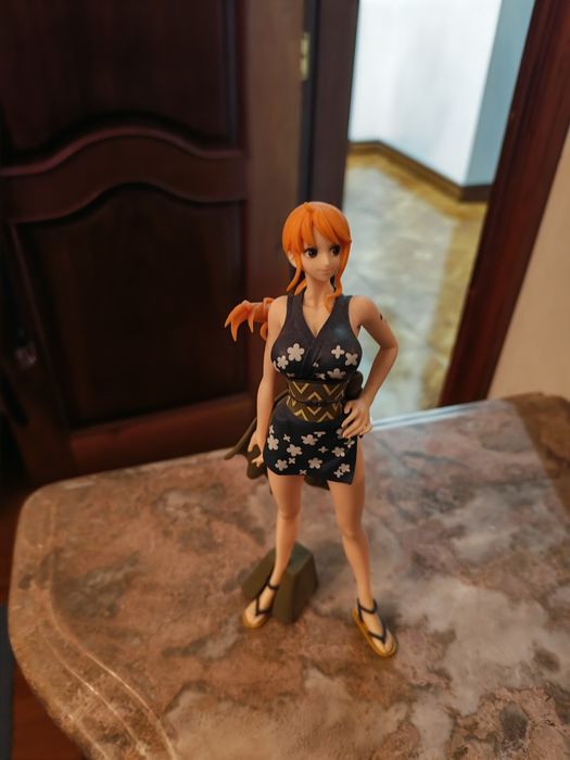 Figuras One Piece – Luffy, Nami, Robin e Jinbe (sem caixa)