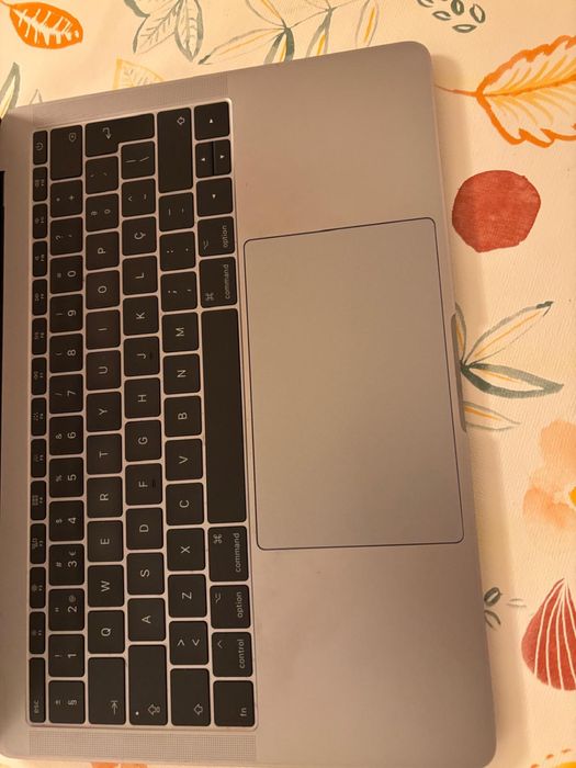 Apple MacBook Pro 13″ ( 2017) - em funcionamento