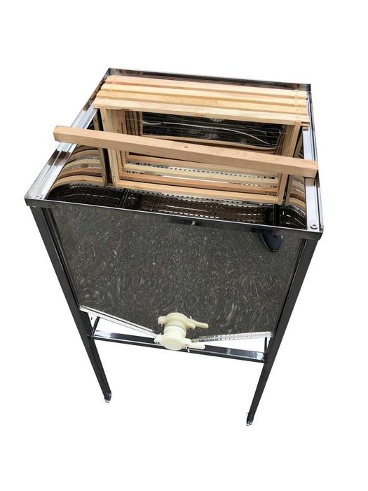 Стіл для розпечатування сот — 50 см. Плоский кошик — пластиковий кран