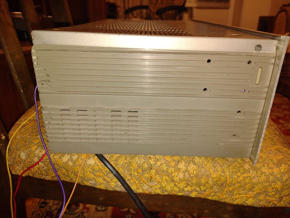 Продам японский усилитель Митсубиси DA-U630.