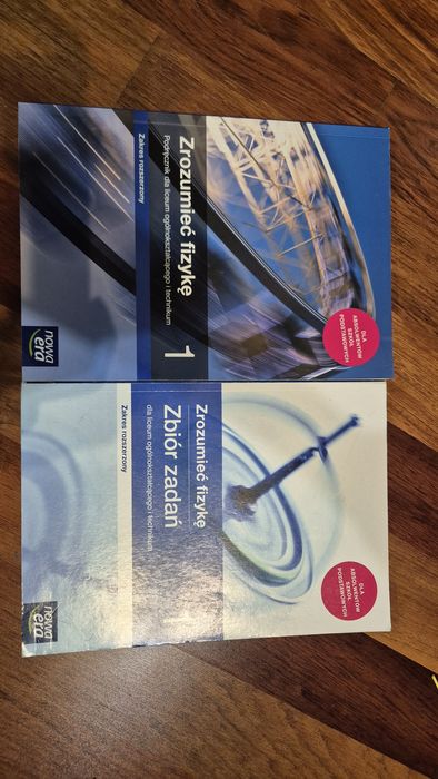 Zbiór zadań i podręcznik fizyka rozszerzona