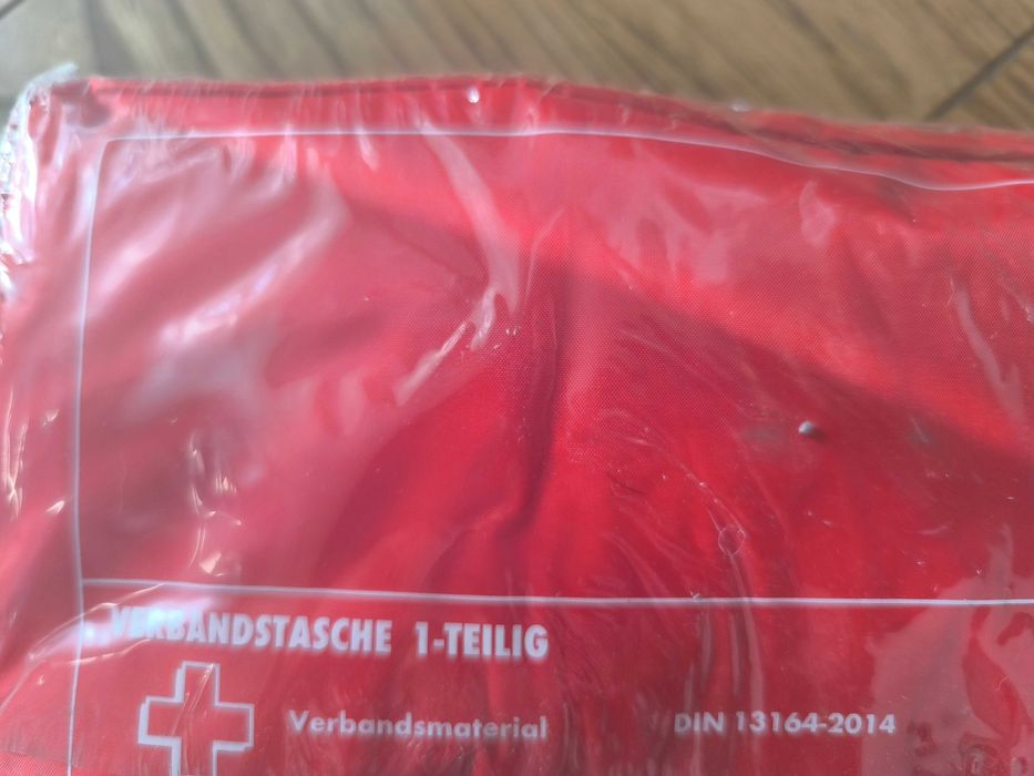 Автоаптечка укомплектована WÜRTH (Німеччина)