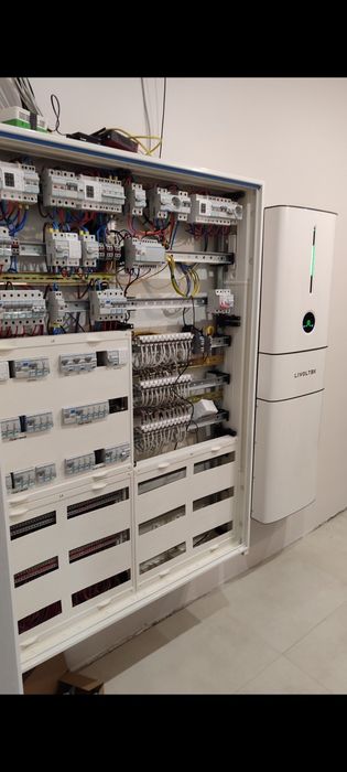 НАЯВНІСТЬ Гібридний інвертор lifepo4 Deye генератор резервне живлення