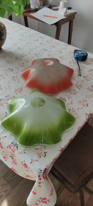 Dwa klosze do żyrandola PRL