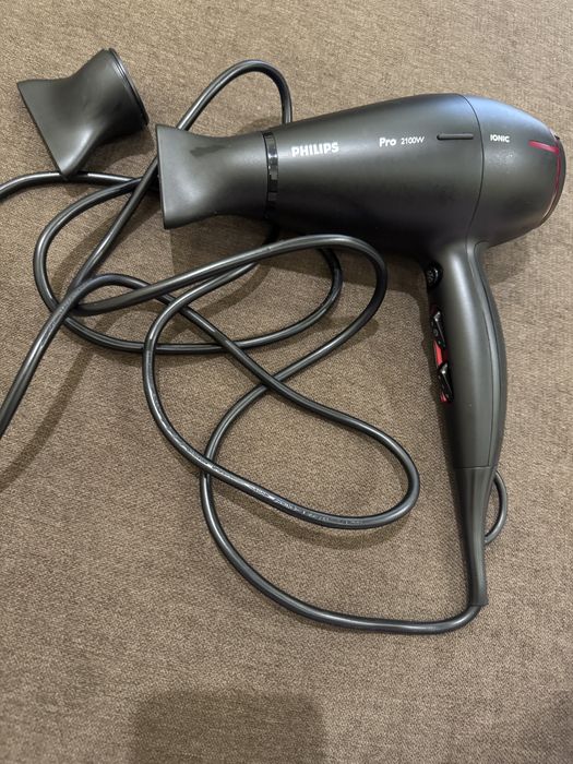 Фен Philips pro 2100w