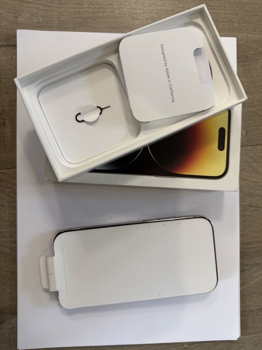 Iphone 14 Pro Gold 128Gb impecável com vários extras