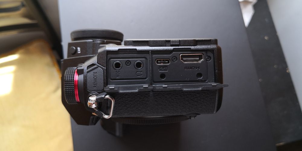 Panasonic Lumix DC-S1R 47mp