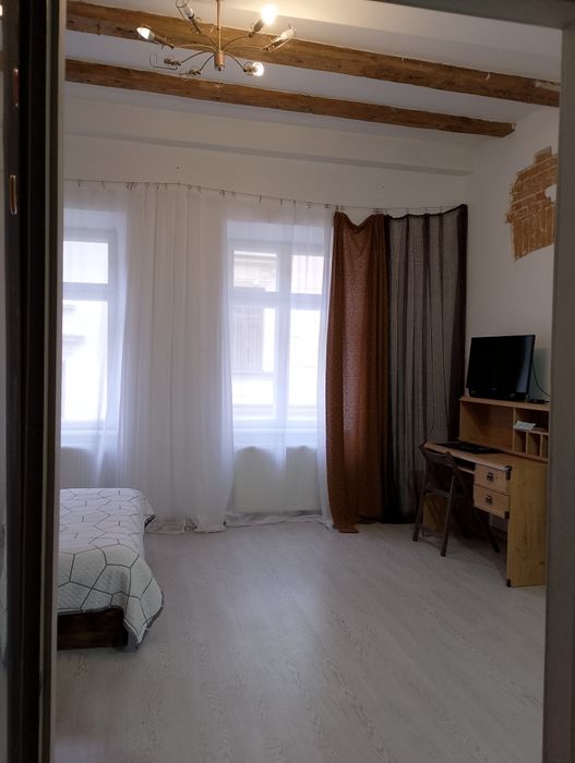 Подобово 1 кімн. квартира пл Ринок/вул.Федоровича